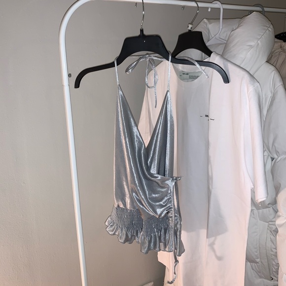 Tops - 💕ON HOLD💕 Silver Ruffle Tank